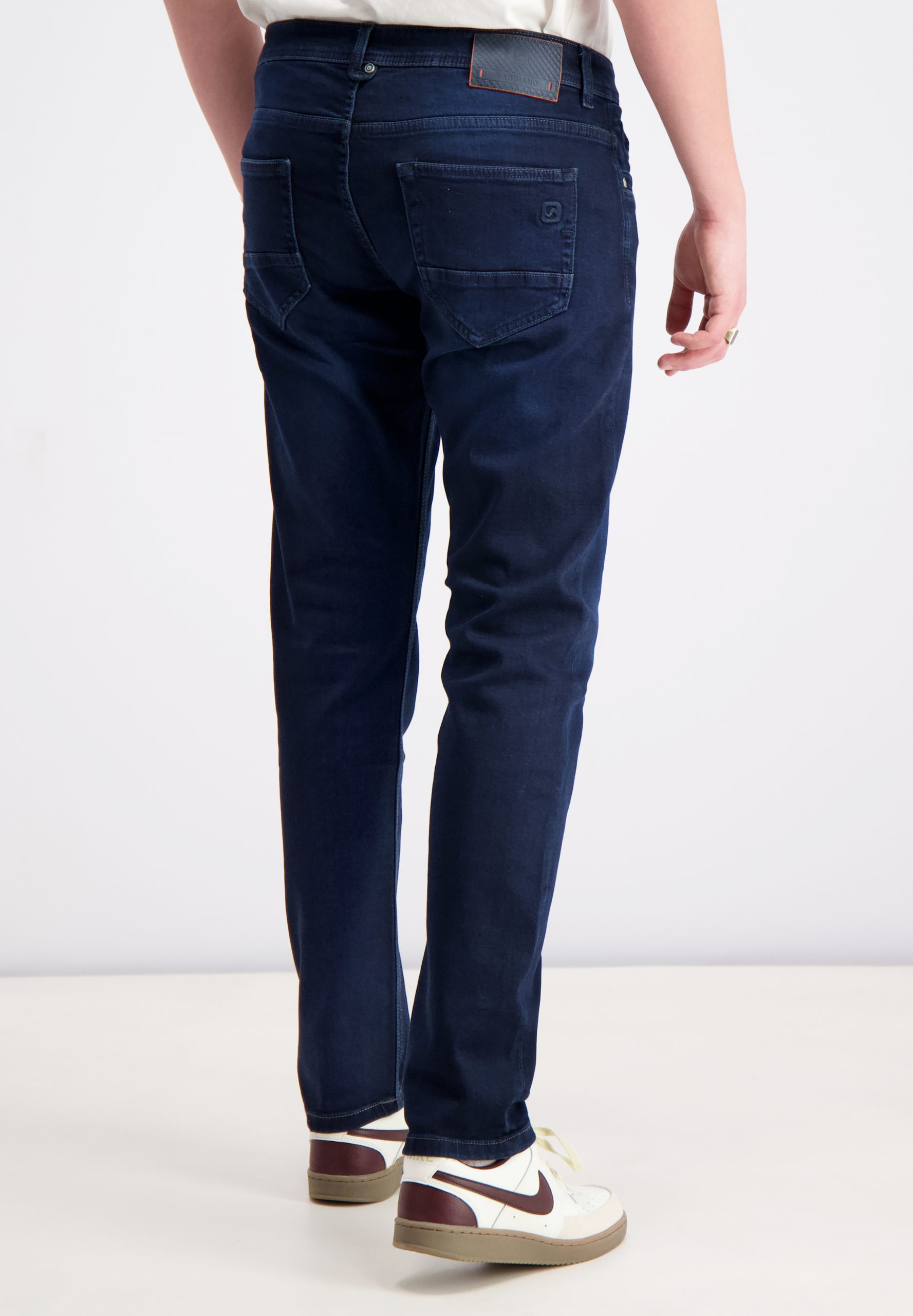 Atlantic Dark jeansA